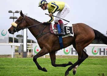 La “divina” Klaynn inaugura la nuova stagione di Capannelle
