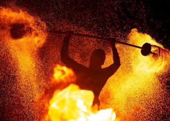 Tancredi e la Rosa d’Oriente: spettacoli da coltivare, in Sicilia