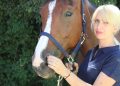 Libri di cavalli: ‘Stretching per il cavallo’, di Laura Fierimonte