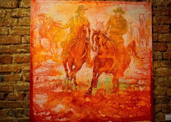 Regali d’Arte, Marta Mangiabene: l’energia pura dei cavalli dipinta a colori