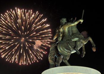 Capodanno: abbiamo 20 giorni di tempo per prepararci a botti e fuochi artificiali