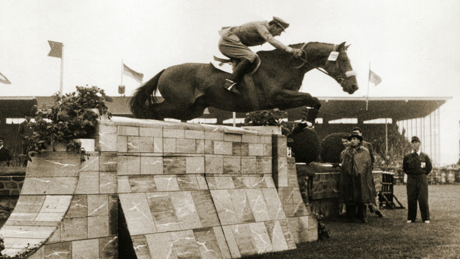 1956 07 615 CdM Aquisgrana Raimondo dInzeo su Merano OK