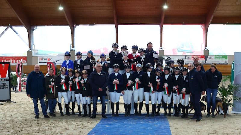Prima edizione del Campionato per Societa a Sommacampagna ph.FISE  e1771337983967