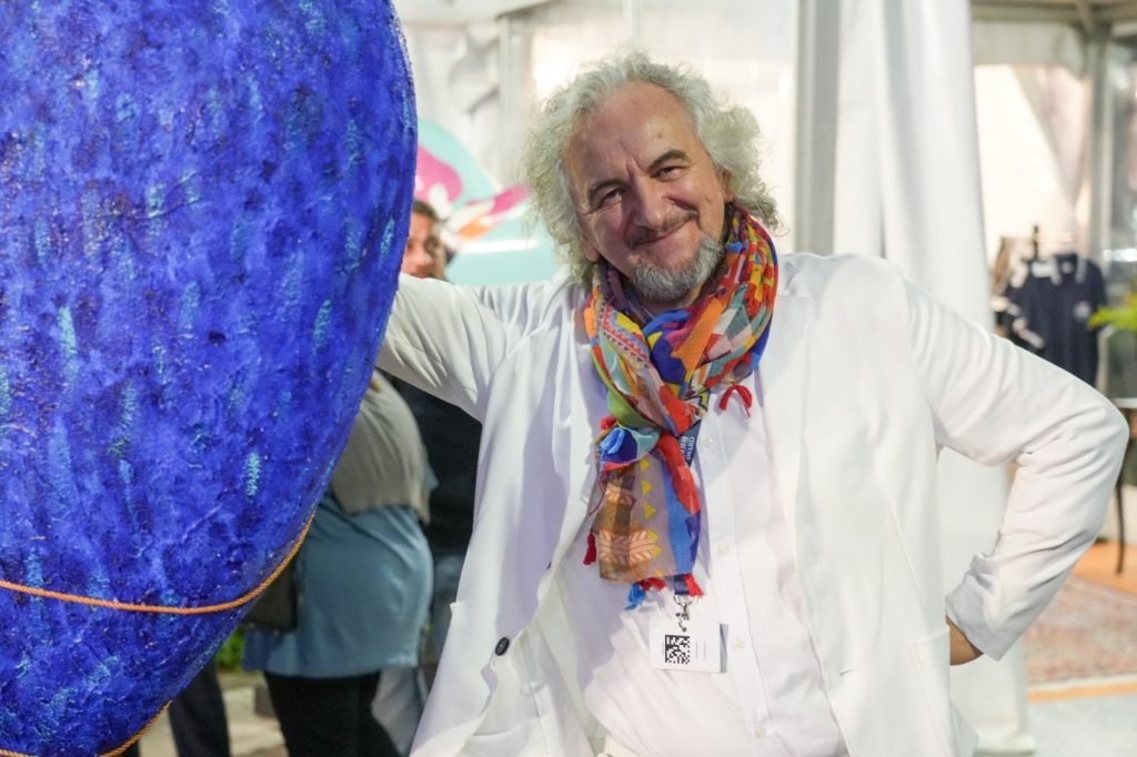 image0 image0 1024x682