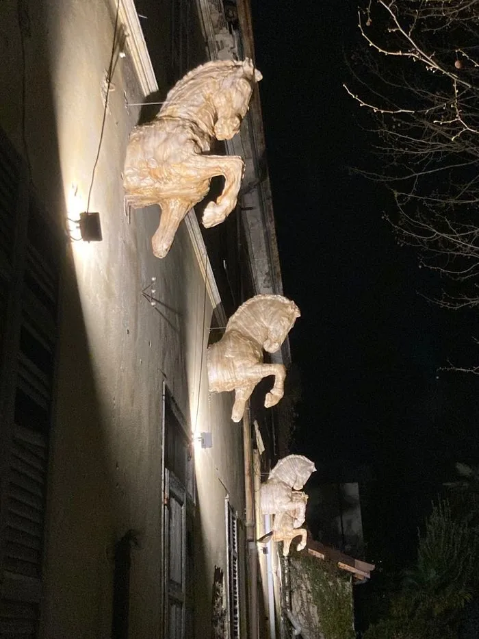 tracce incanto e forza dellarte diffusa 622126bc 278e 11f1 9eaa cb903eecd66a 1080 1440 v3 medium libera