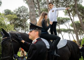 Consapevolezza sull’Autismo: con tutti i sensi, con i Carabinieri!