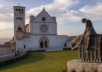 800 anni fa morì San Francesco d’Assisi, che era stato un cavaliere