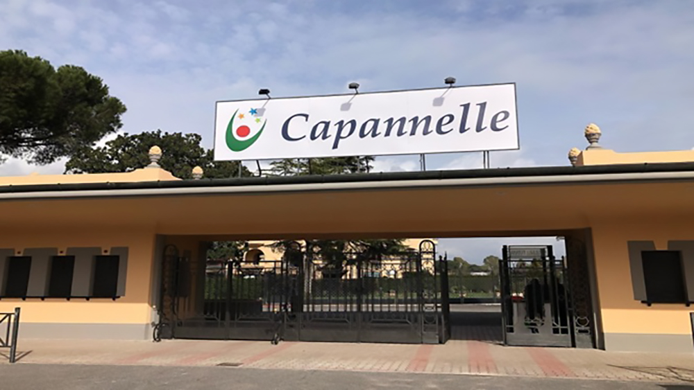 Capannellecartellophromacapitalesito