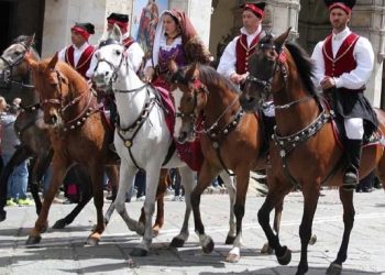 Villa San Pietro, sfilate e processioni: un regolamento utile